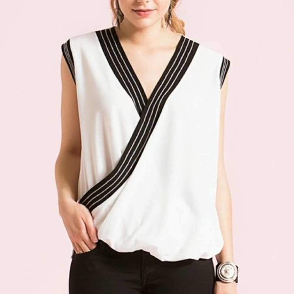 White Contrast-Trim Surplice Top Size S